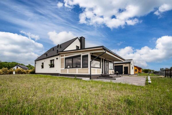 Domek Hot Tub. Jacuzzi, Sauna Chillout Kołobrzeg. Domek wakacyjny Kołobrzeg. Domek Charzyno